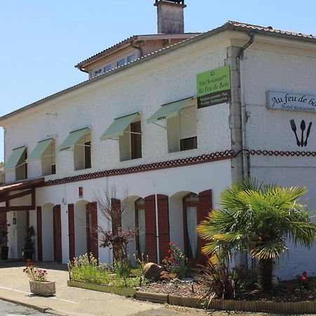 Au Feu De Bois Hotel Amou Екстериор снимка